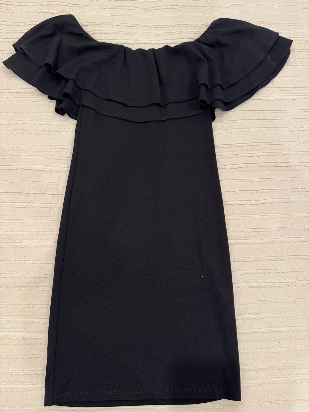 Forever 21 Black Off-Shoulder Ruffle Bodycon Dress